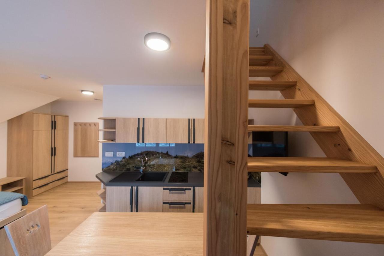 Guesthouse Lajnar Zgornja Sorica Εξωτερικό φωτογραφία