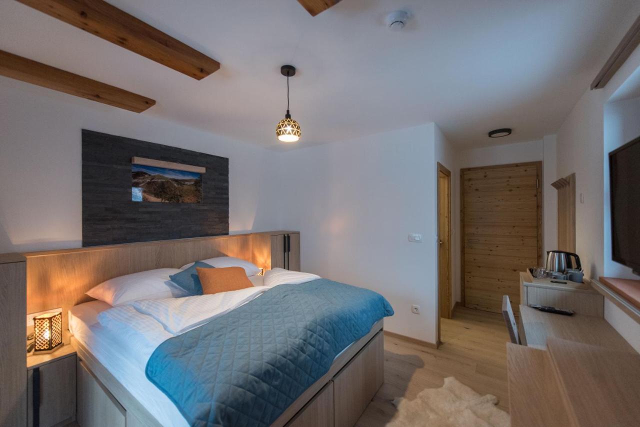 Guesthouse Lajnar Zgornja Sorica Εξωτερικό φωτογραφία